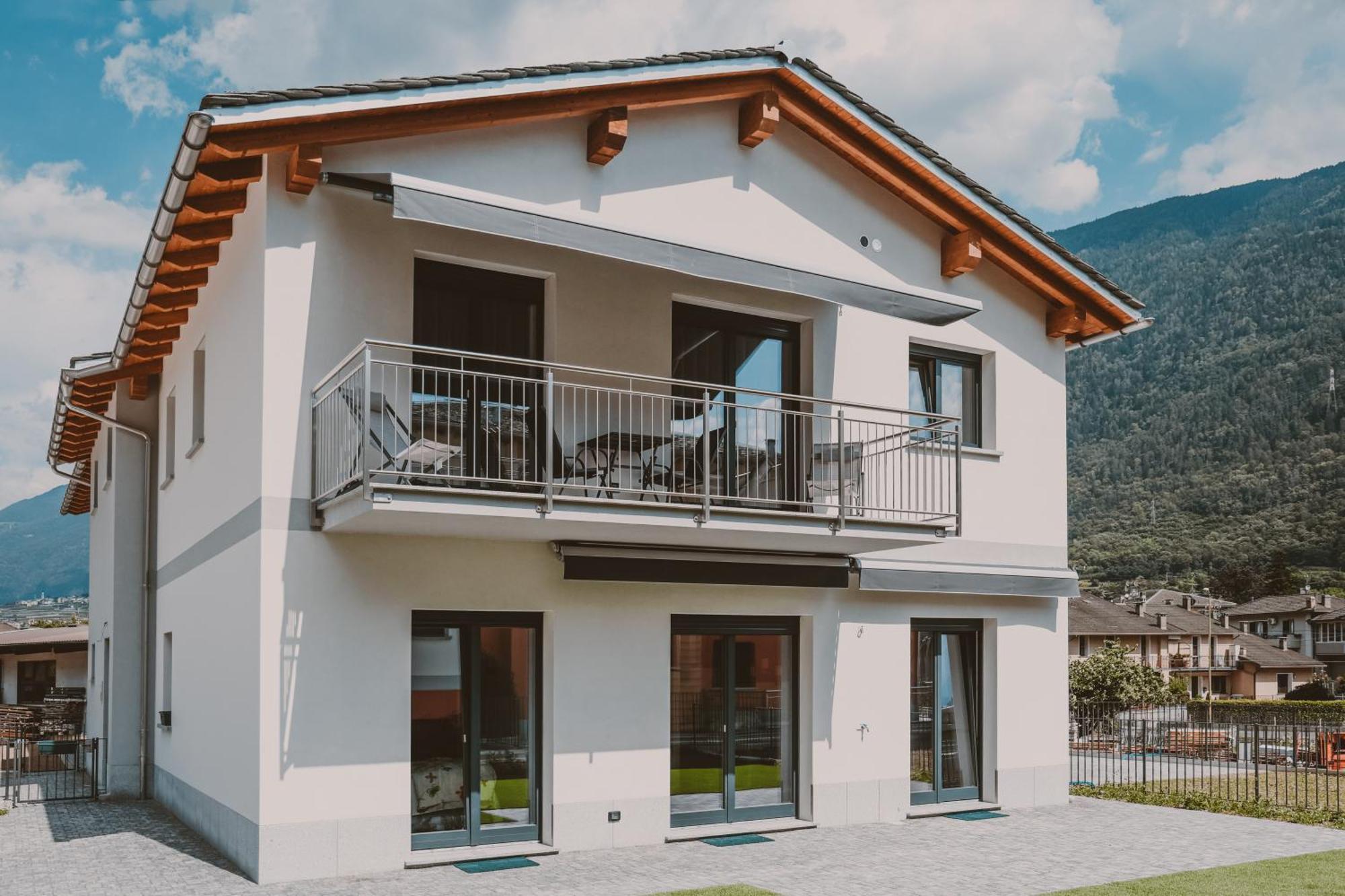 Residenza 39 - 900 M To Bernina Express Daire Tirano Dış mekan fotoğraf